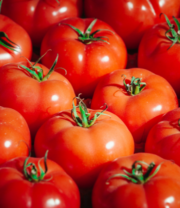 Supply Chain Scene, image of fresh red tomatos
