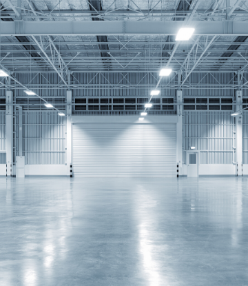 SCS, image of a large empty warehouse 