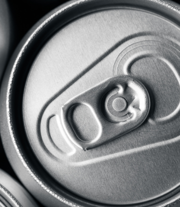 Image of the top of an aluminum drink can 