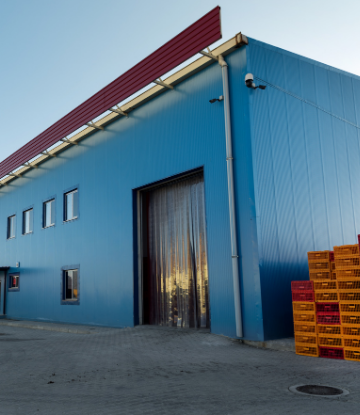 Image of the exterior of a cold storage building 
